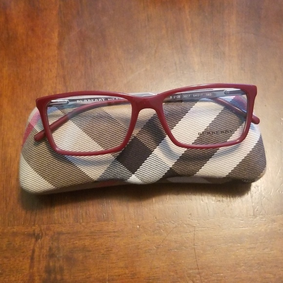 BURBERRY Eyeglasses - Picture 4 of 4